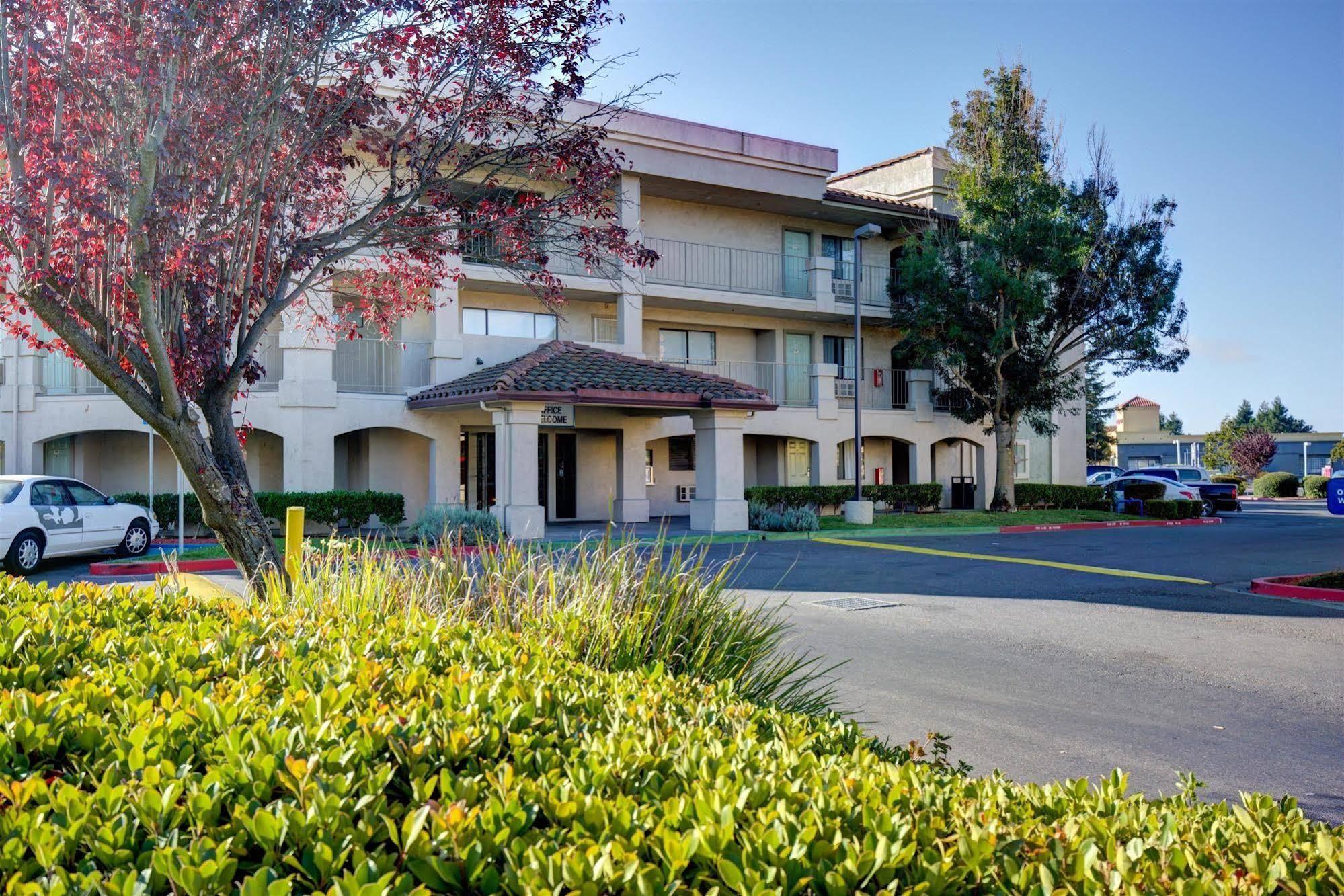 Inn At Rohnert Park Zewnętrze zdjęcie