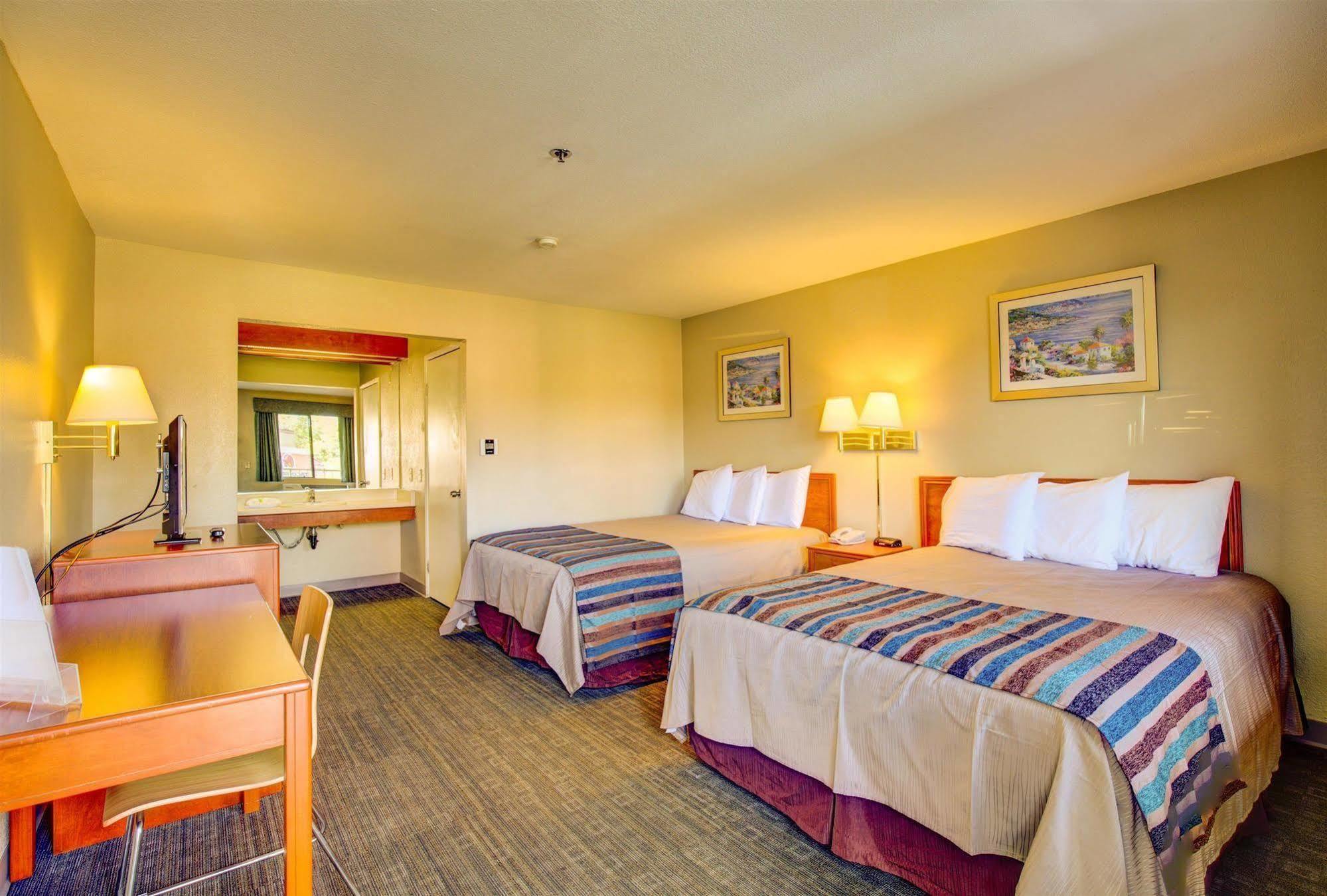 Inn At Rohnert Park Zewnętrze zdjęcie