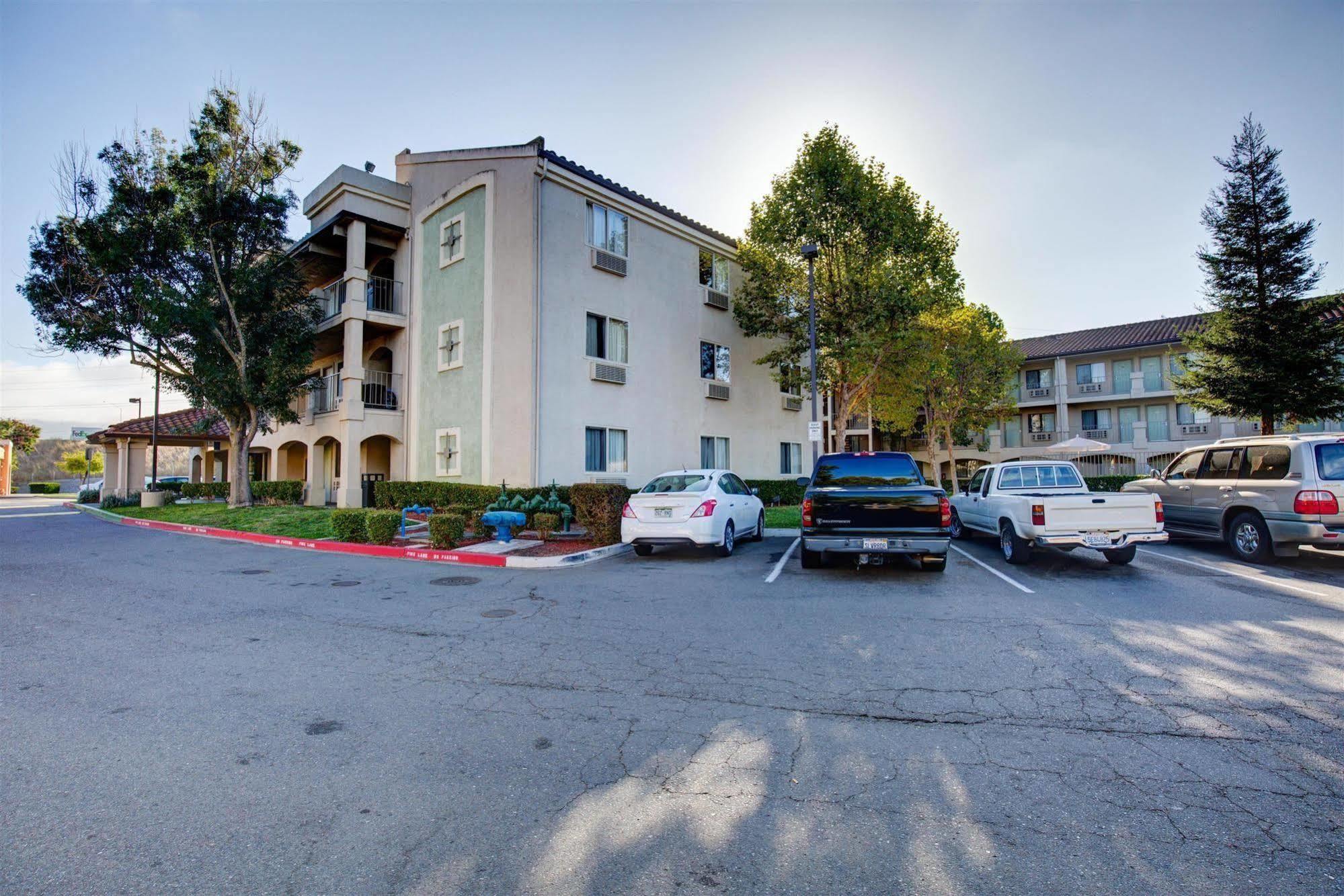 Inn At Rohnert Park Zewnętrze zdjęcie