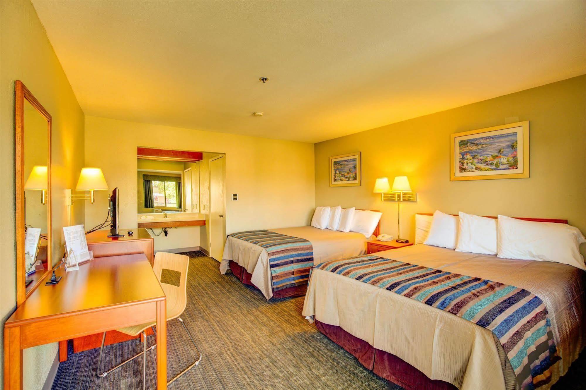 Inn At Rohnert Park Zewnętrze zdjęcie