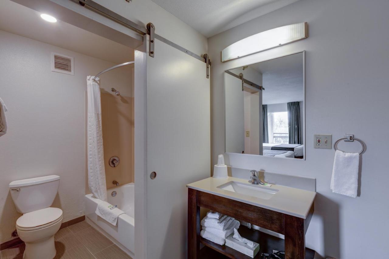 Inn At Rohnert Park Zewnętrze zdjęcie